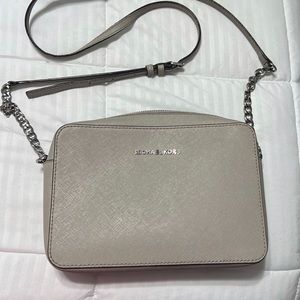 Michael Kors Crossbody purse